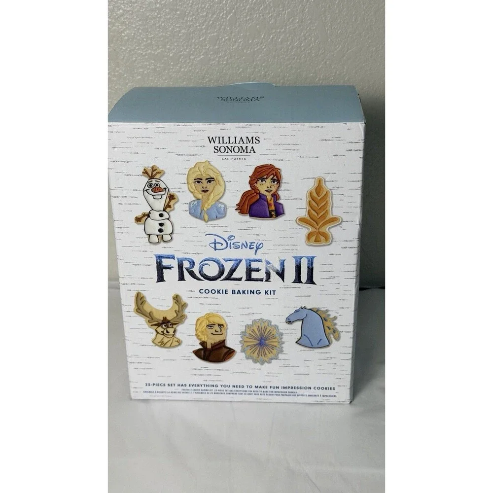 Williams Sonoma Disney Frozen II Cookie Cutter Baking Kit 23 Pc Set NEW Open Box